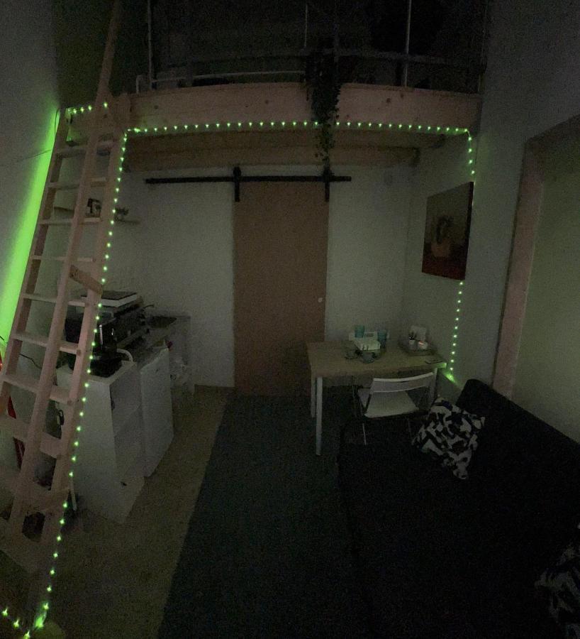 Mini Loft 12 Appartamento Nel Centro Di บารี ภายนอก รูปภาพ