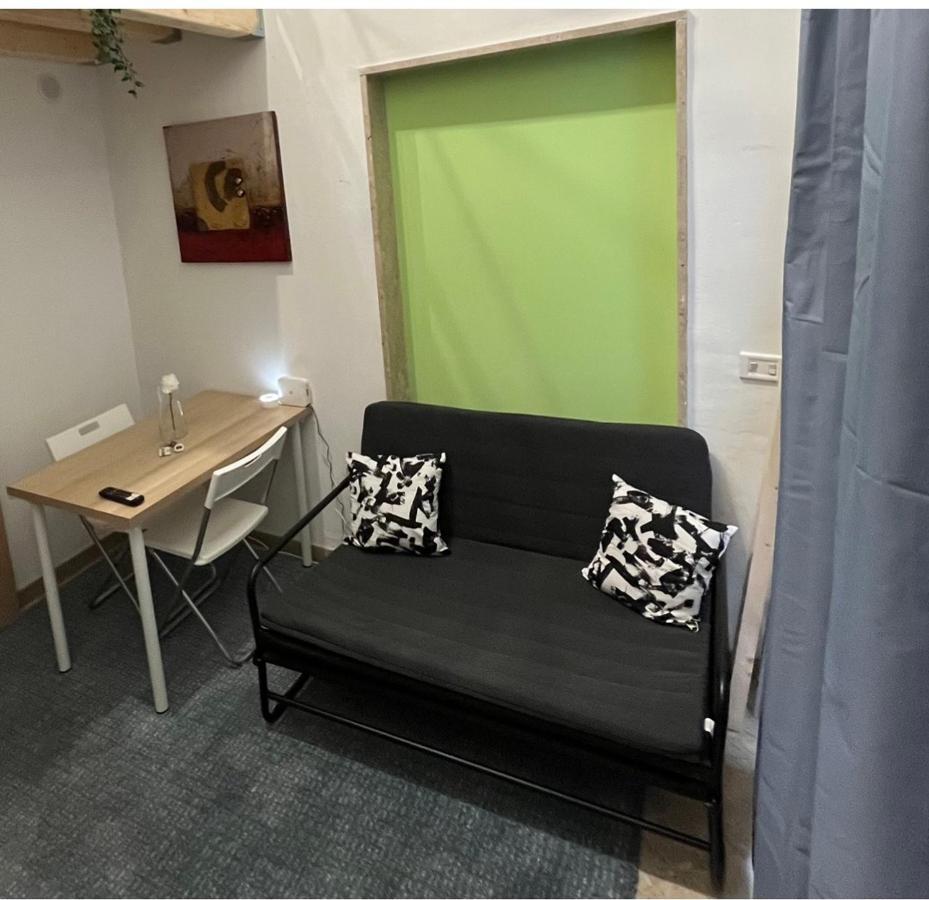 Mini Loft 12 Appartamento Nel Centro Di บารี ภายนอก รูปภาพ